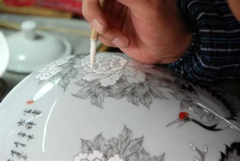 ¡Sumérgete en la Historia con las Pinturas de la Tumba del Emperador Jingdezhen!