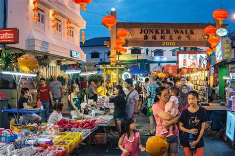 ¡El Mercado de la Noche de Jonker Street, una explosión de sabores y cultura en Malaca!